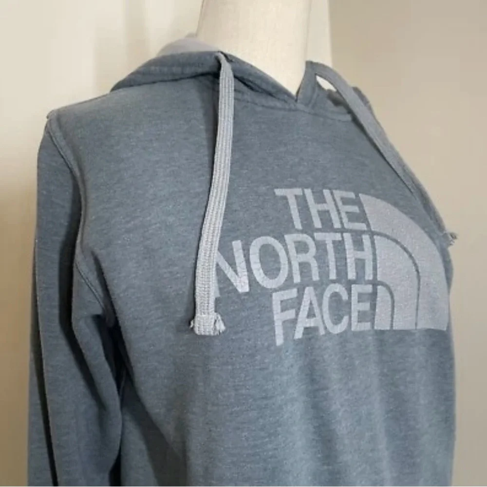 The North Face Men’s Hoodie Hooded Sweatshirt -SZ S - Graphic Print Grey